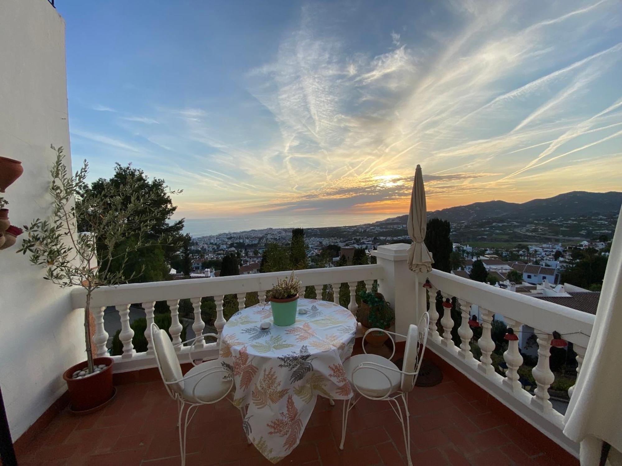 Precioso Apartamento Mandarinos Con Vistas Al Mar Nerja Exterior photo