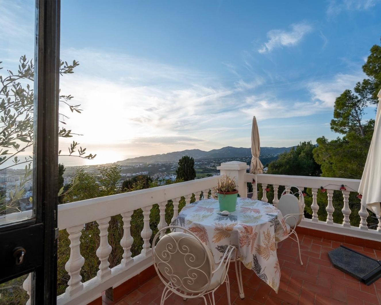 Precioso Apartamento Mandarinos Con Vistas Al Mar Nerja Exterior photo